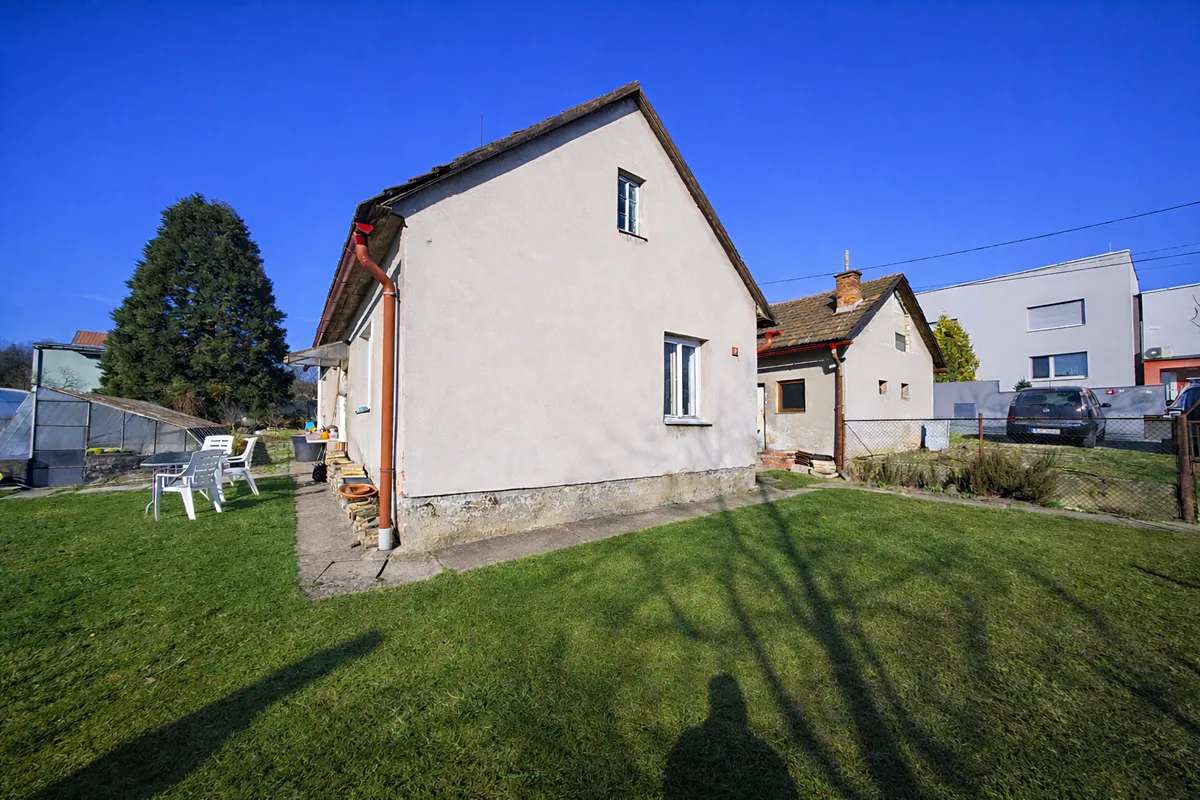 Prodej rodinného domu 248 m², pozemek 1000 m²